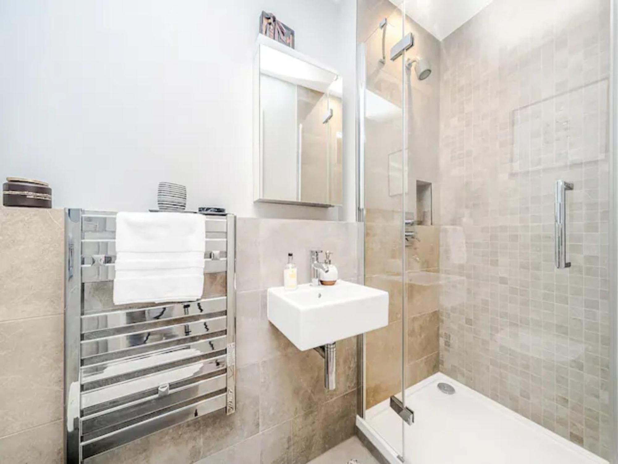 Pass The Keys Penthouse Oasis In Trendy Fulham Apartment London Luaran gambar